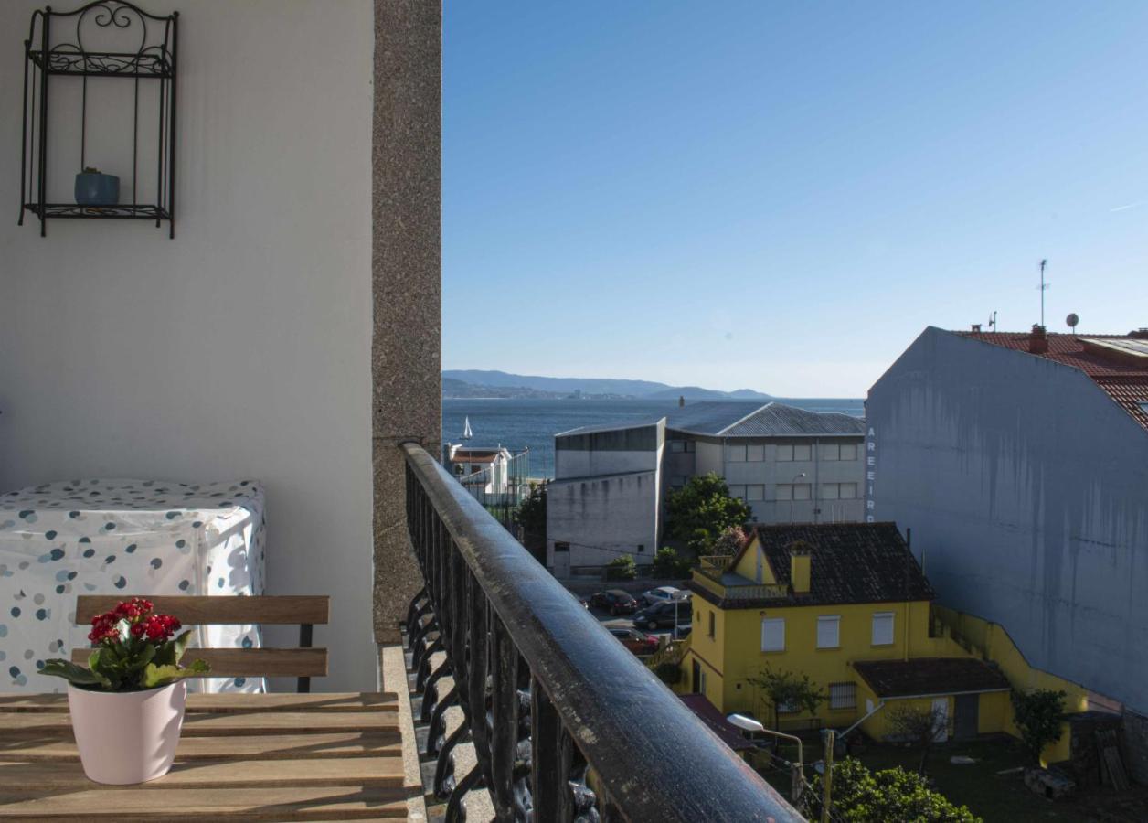 Apartamento Rodeira Vistas A La Ria Apartment Cangas do Morrazo Bagian luar foto